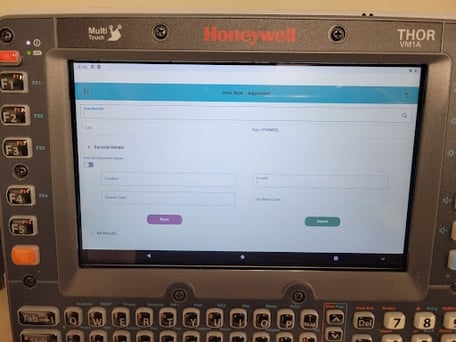 This custom mobile app allows warehouse workers to select from drop down menus with one thumb